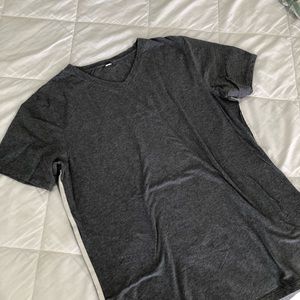 KIT AND ACE men’s v neck
